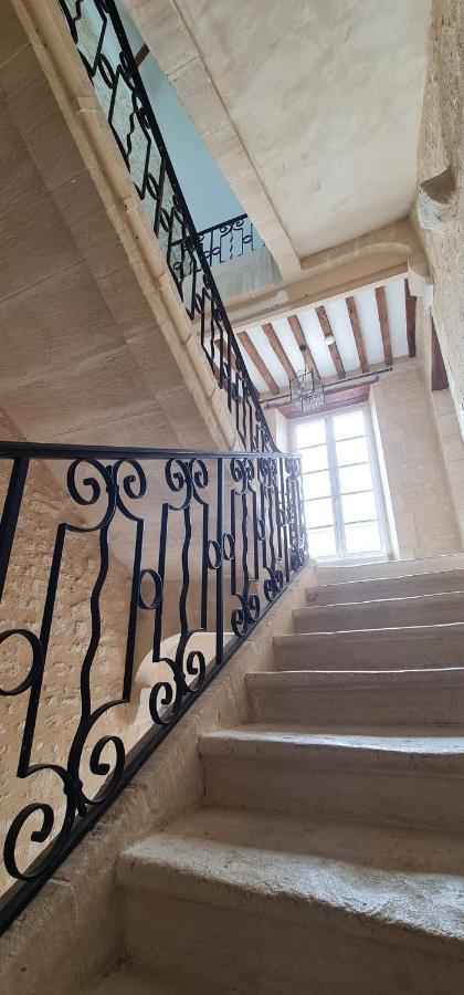 Отель Le Manoir Des Marronniers Sully  Экстерьер фото